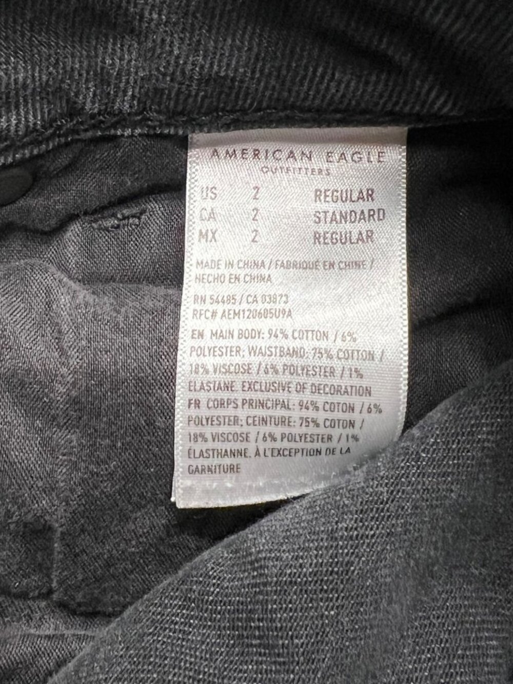 American Eagle High Rise Distressed Mom Jeans Stretch Baggy Ripped Black Denim 2 - Picture 5 of 10